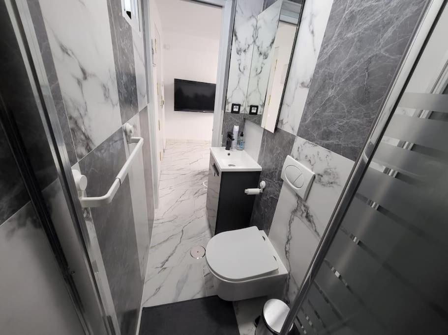 Las Canteras New 2 Bedrooms Flat At The Beach Parking Optional Лас-Пальмас-де-Гран-Канарія Екстер'єр фото